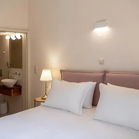 Faedra Hotel
